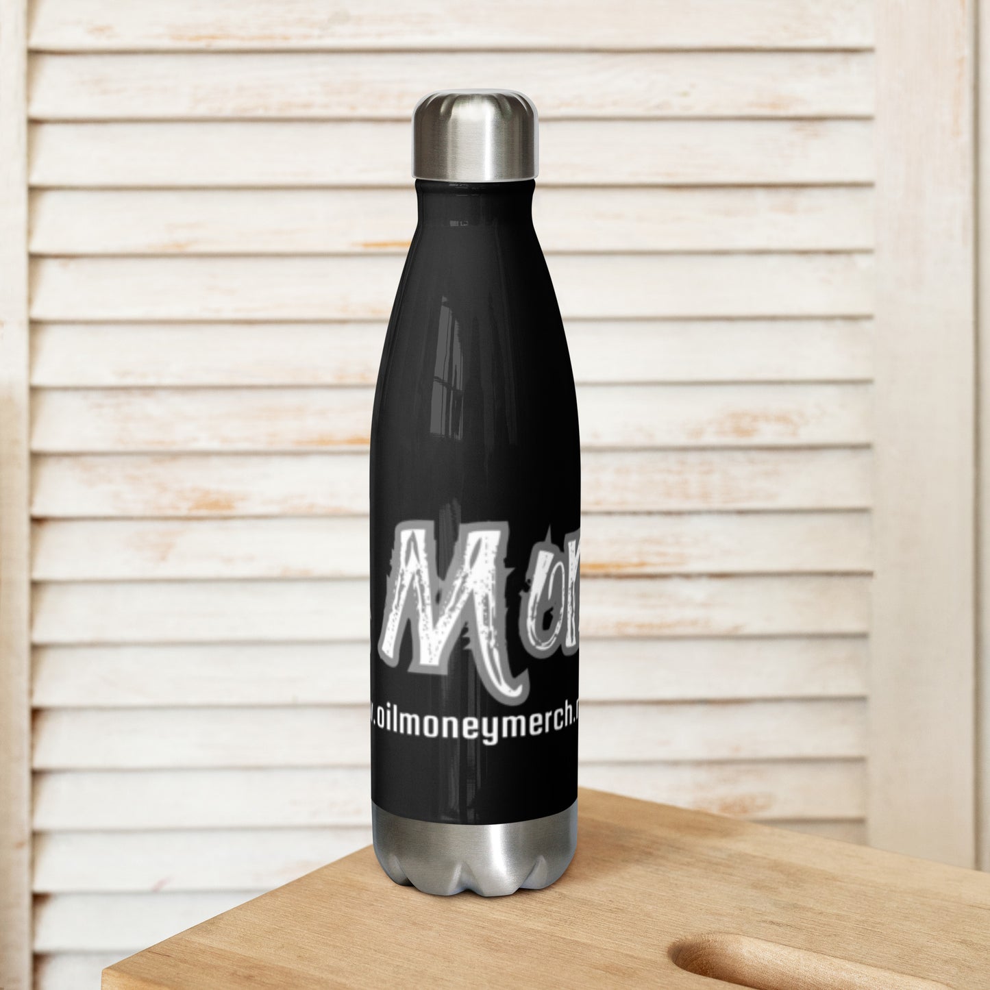 Stainless steel water bottle